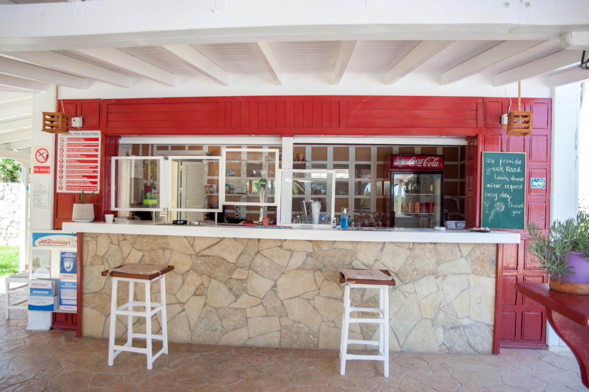 Helena Inn Svoronata Exterior photo